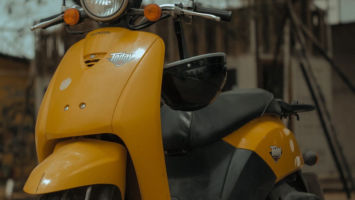 Scooter usada para deslocamento diário: o que avaliar além da quilometragem
