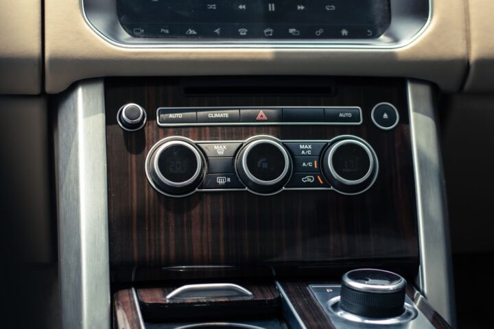 Ar-condicionado fraco em carro usado: como testar antes de fechar a compra