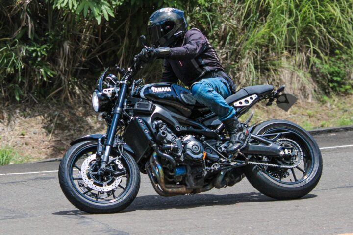 Moto usada com embreagem patinando: como perceber no test-ride antes de comprar